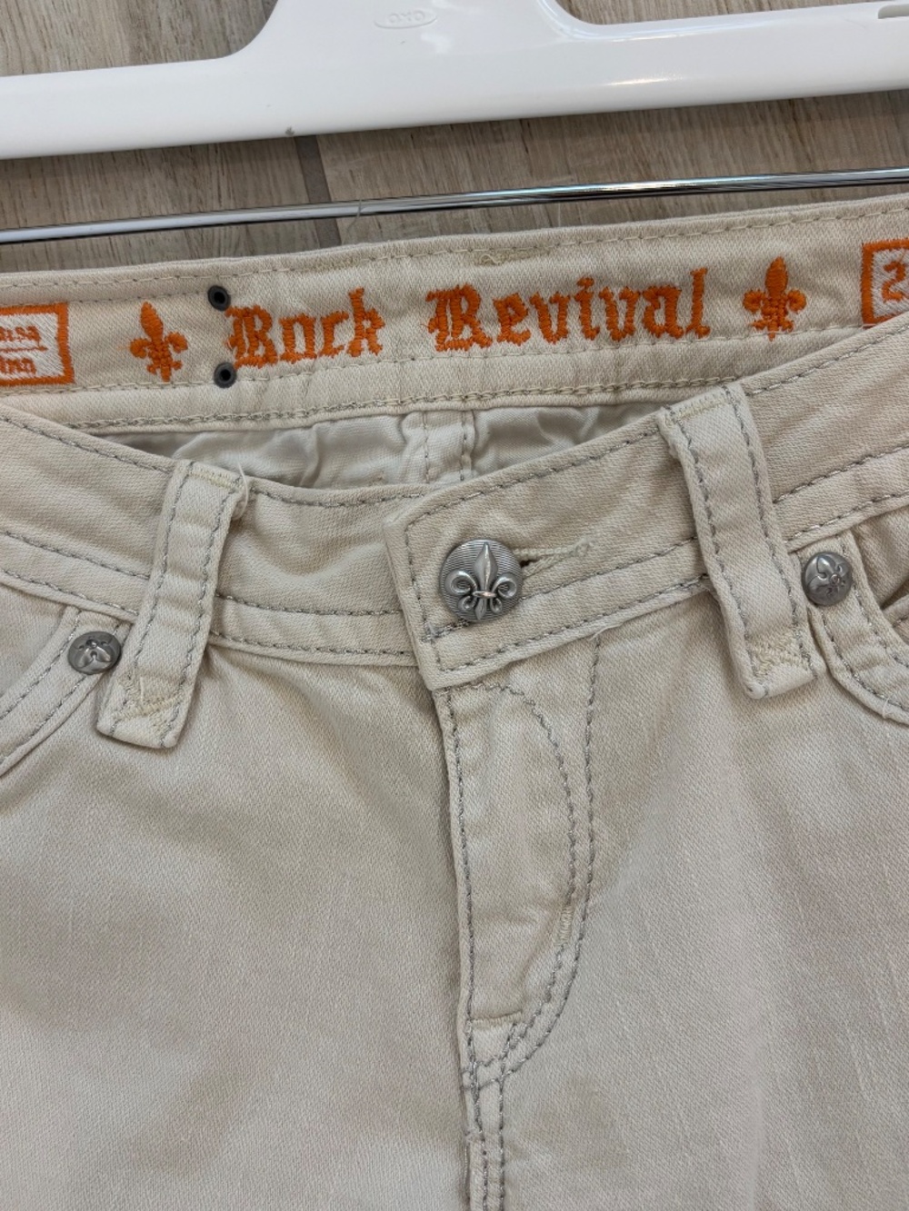 ✧ Y2K Rock Revival Low Rise Bootcut Jeans ✧Size 29, ivory - Picture 9 of 15